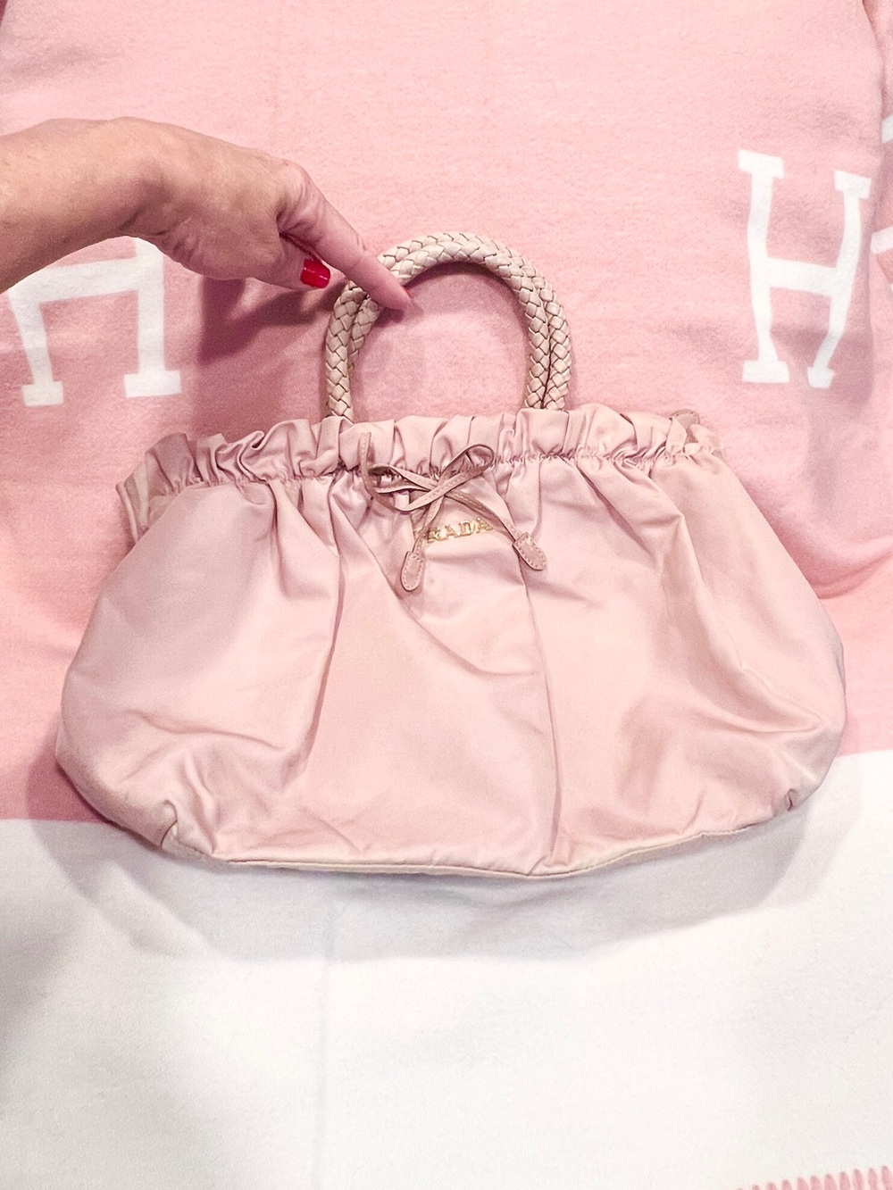 Prada⭐️Pocono nylon Blush Pink Satchel with Gold Logo.⭐️Offers welcome - Picture 2 of 11